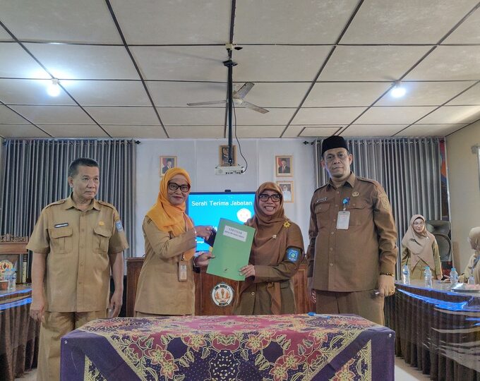 Alumni Kembali Mengabdi, Kepala SMA Negeri 1 Belinyu Resmi Dilantik