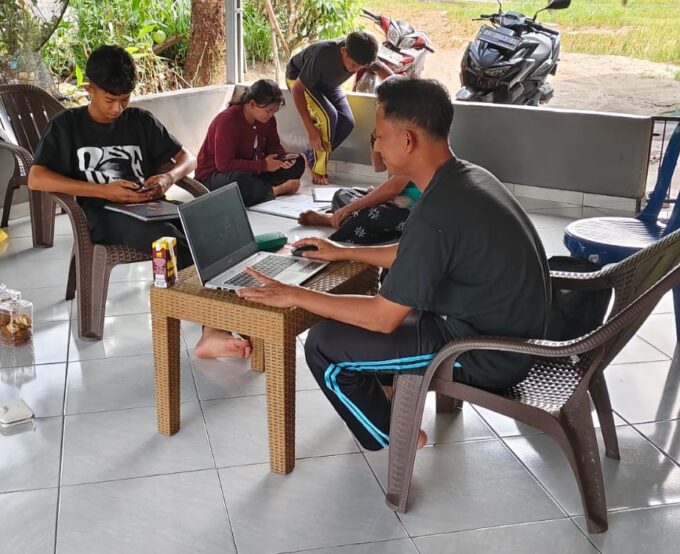 Panitia SPMB SMAN 1 Belinyu Tetap Berikan Layanan Pra Pendaftaran di Rumah