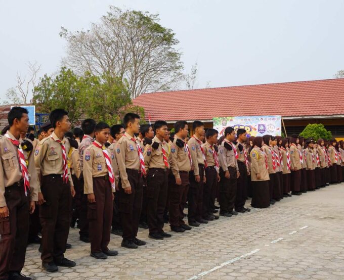 Ketua Kwarda Babel Hadiri Upacara Api Unggun PTA 2026 SMAN 1 Belinyu